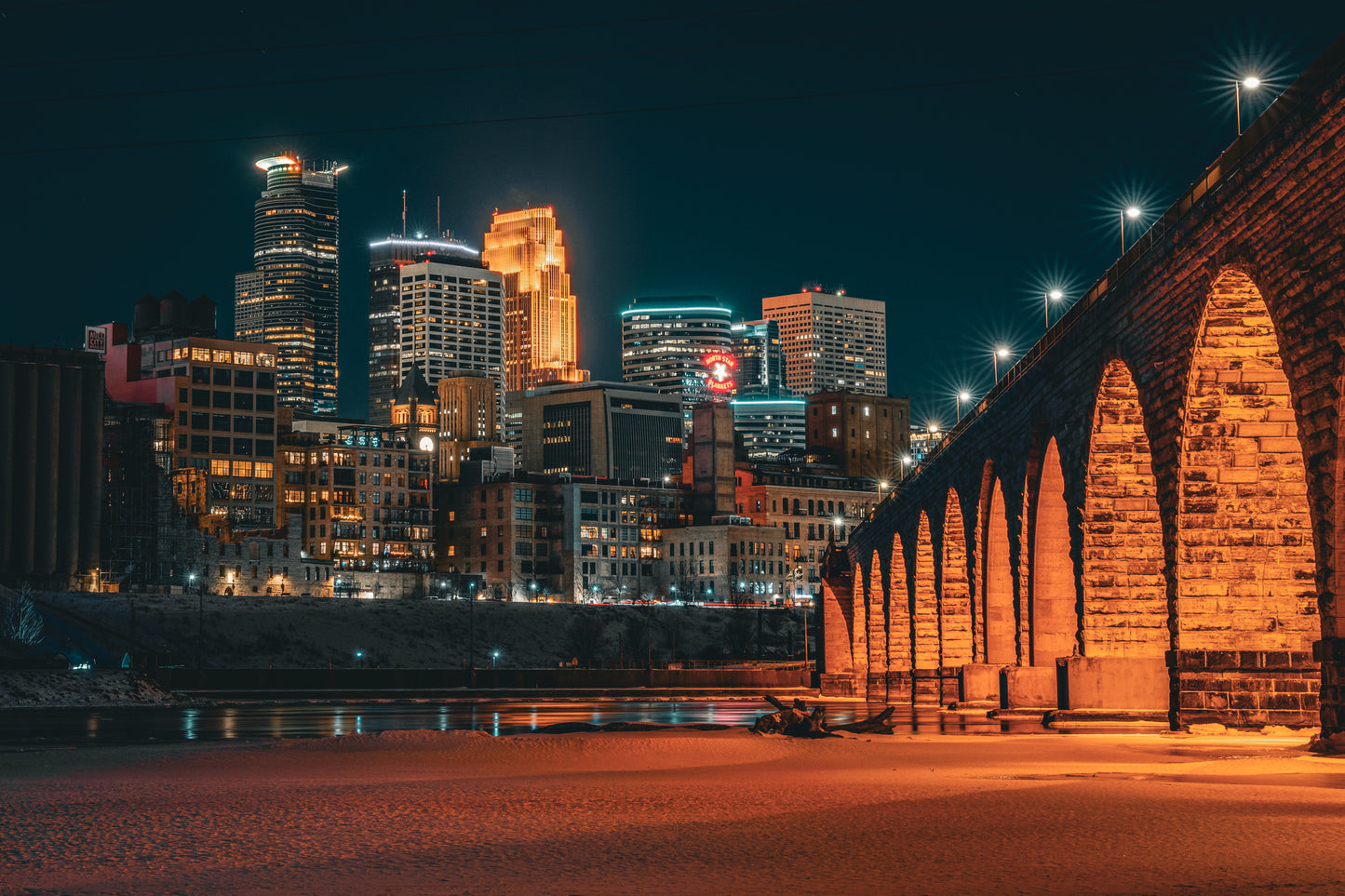 Stone Arch Bridge and Downtown Minneapolis