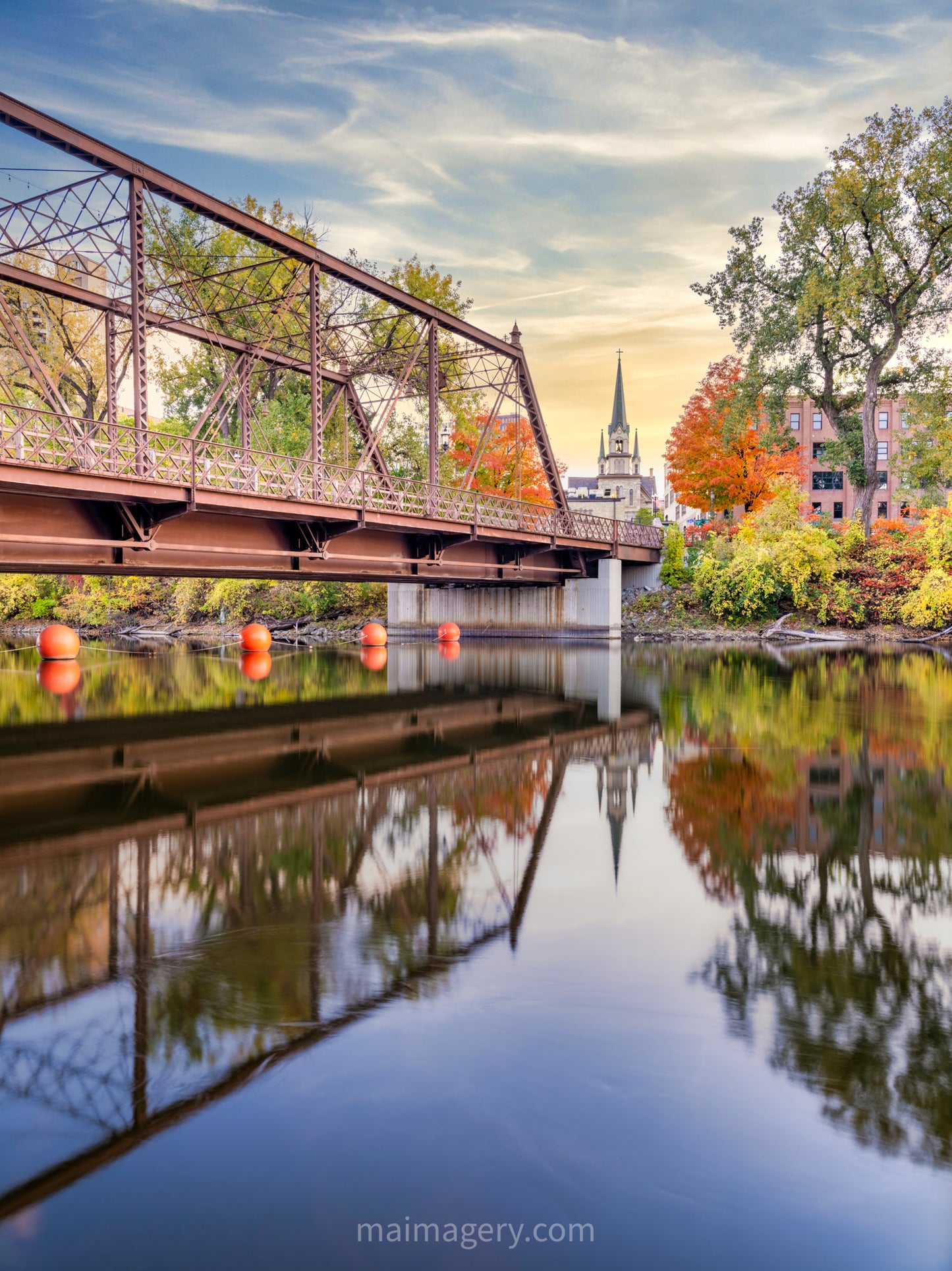 Saint Anthony Main in Fall