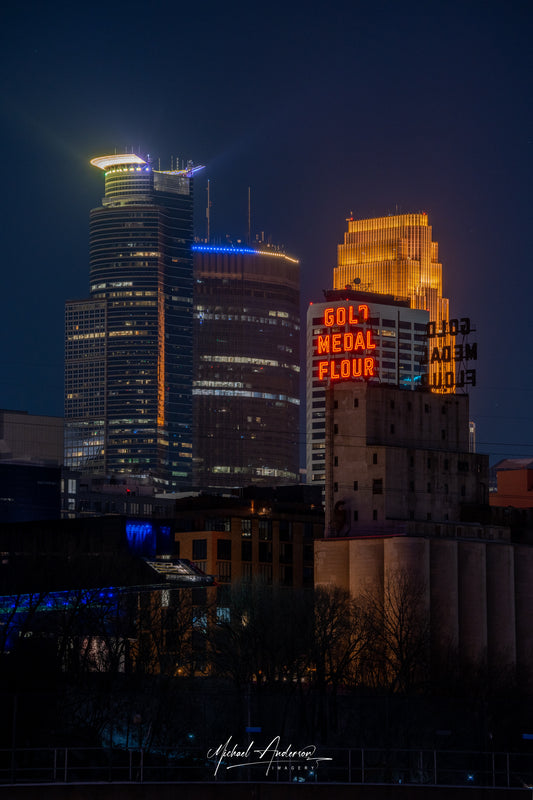 Ukrainian Flag Colors on IDS Tower